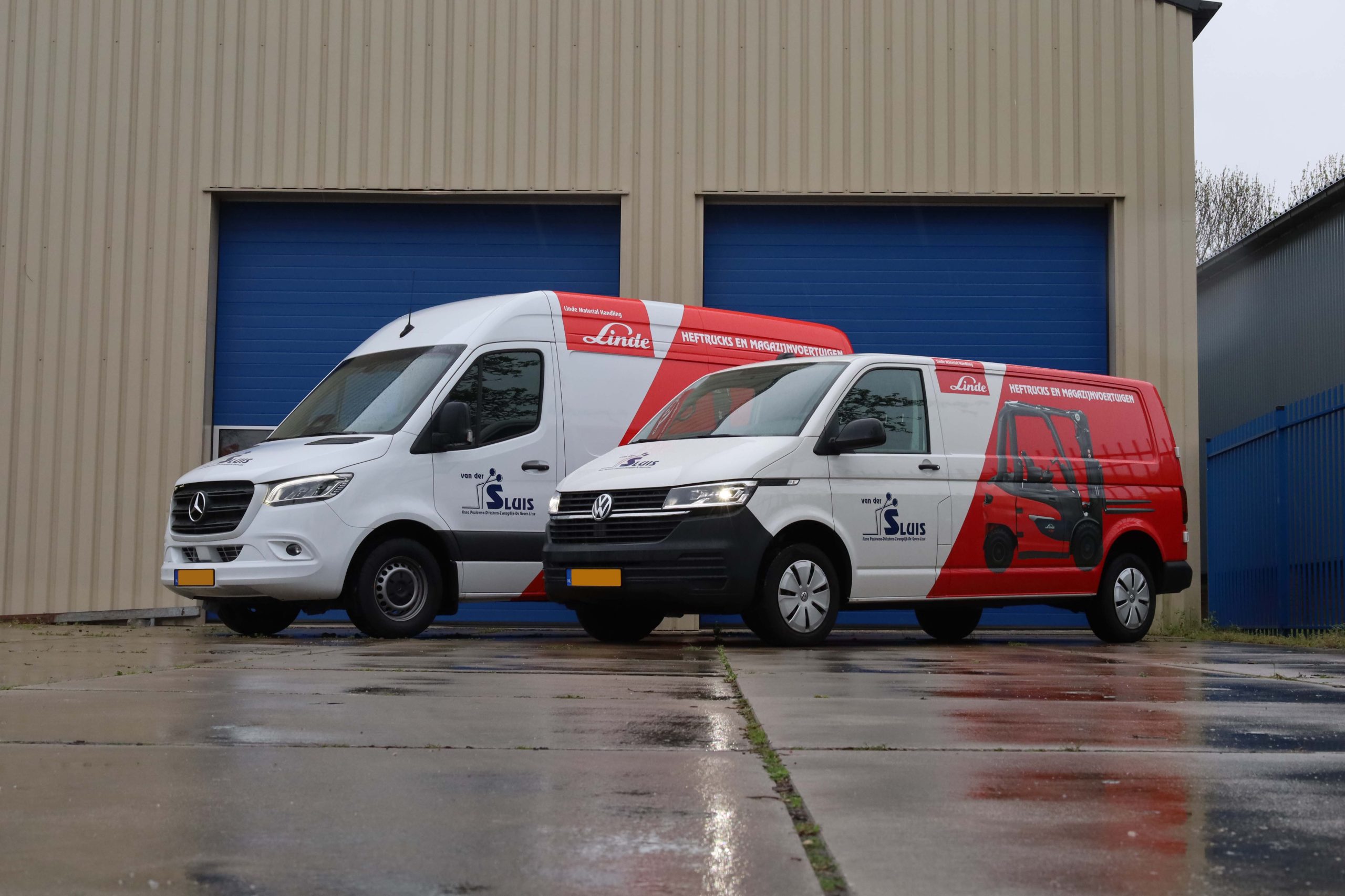 Intern Transport / heftruck servicebussen / servicewagens